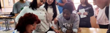 L'escriptora Rosa Roca ens visita a l'escola.