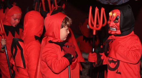 ACTIVITATS DE NADAL A L’ESCOLA COR DE MARIA-MARIA REINA D’OLOT